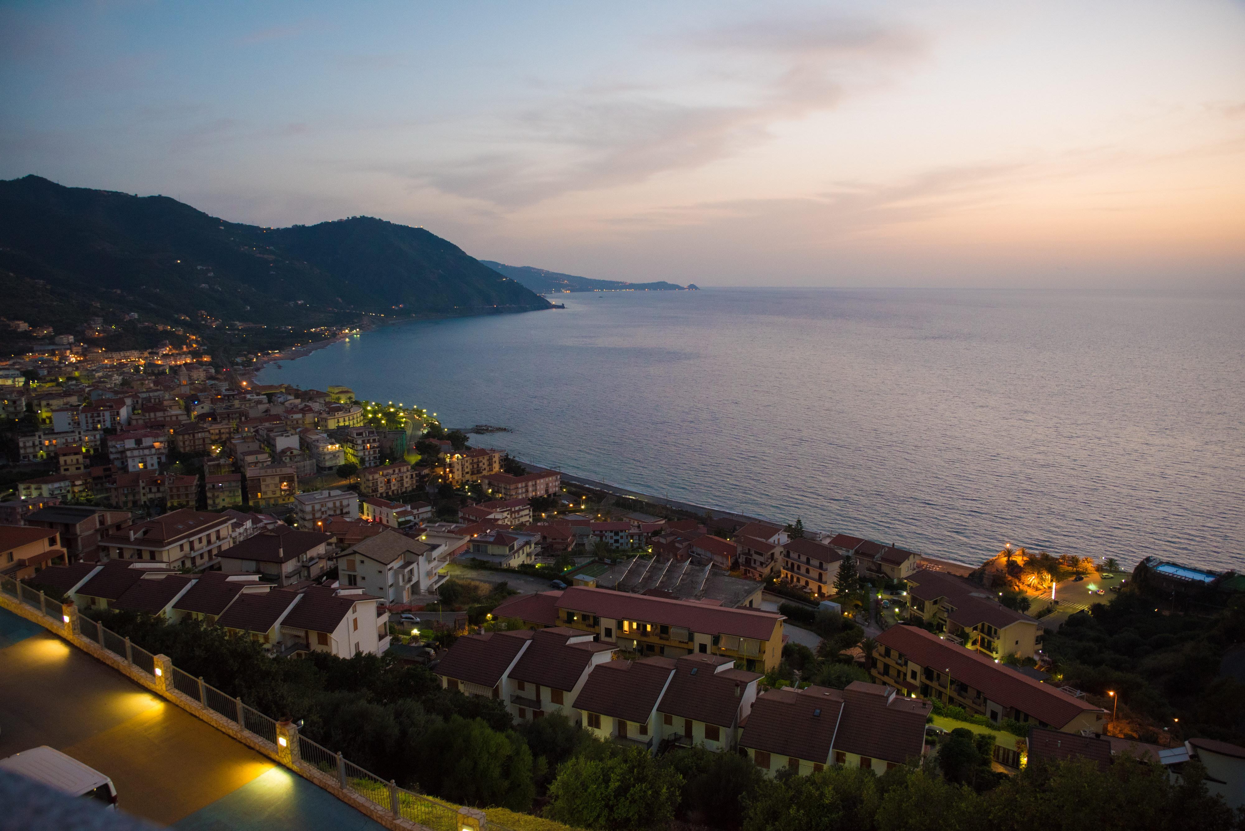Gh Avalon Sikani Gioiosa Marea Esterno foto